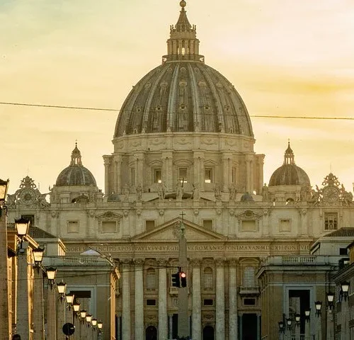 St. Peter’s Basilica Tour with Dome Climb Grottoes and Live Guide ( All Language) (OLD)