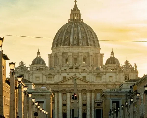 St. Peter’s Basilica Tour with Dome Climb Grottoes and Live Guide ( All Language) (OLD)