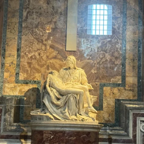 St. Peter's Basilica Tour with Underground